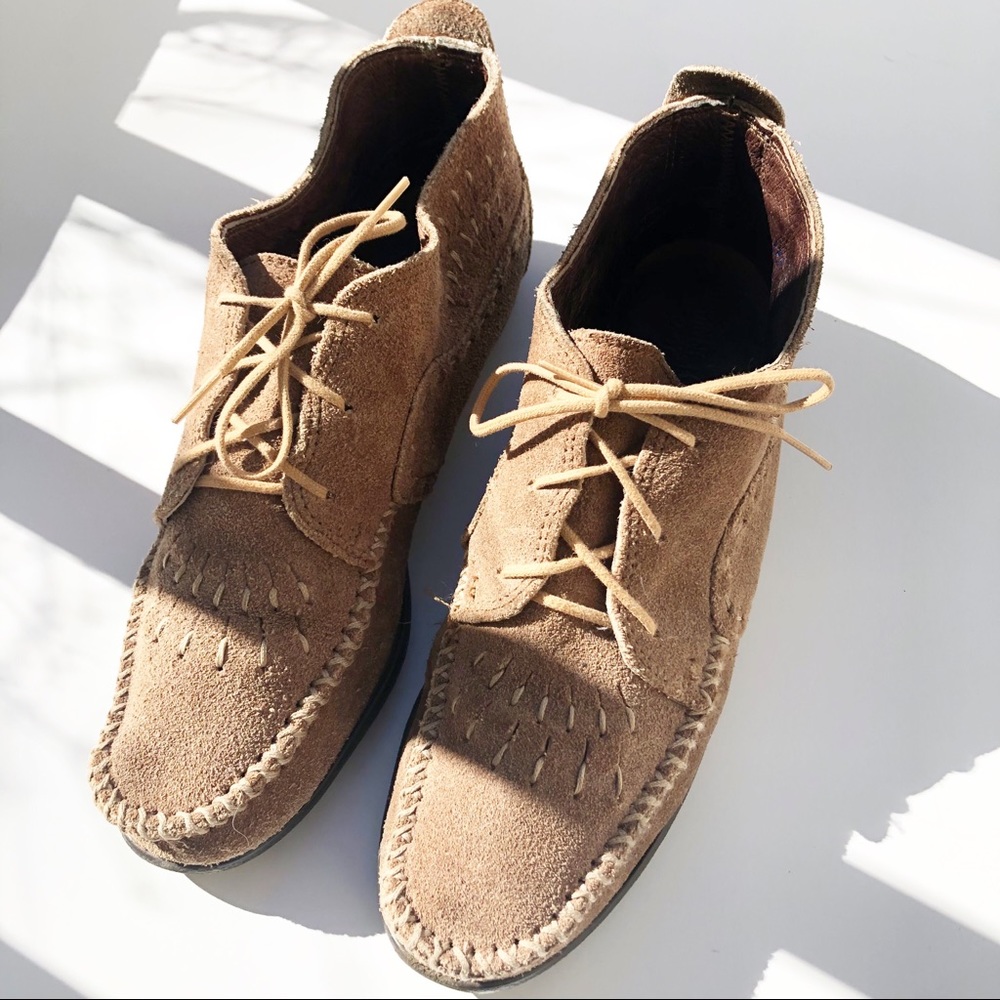 Minnetonka Suede Hi Top Booties